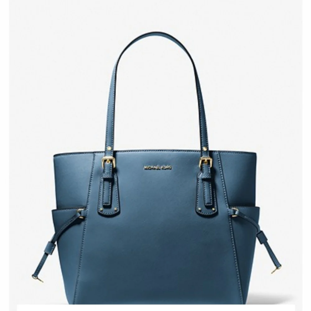 Michael Kors East West Voyager Tote Bag - Picture 1 of 16